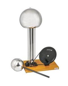 Hand Crank Van De Graaf Generator, up to 100kV, 7.5" Dome, 4" Discharge Sphere, 22" Tall